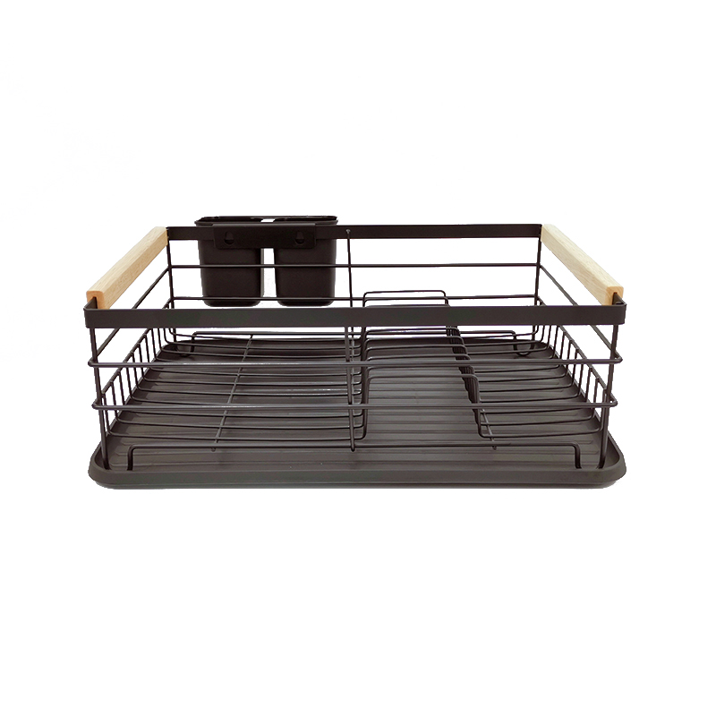 estante para platos sobre el fregadero